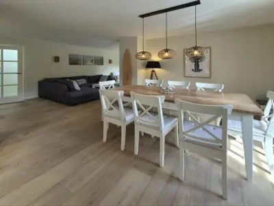 Zwaluwnest ein freistehendes Ferienhaus für 8 Personen in Cadzand-Bad direct am Meer